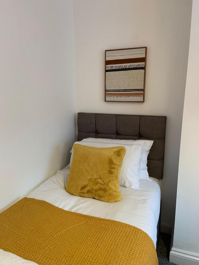 The Glenroy - Tv In Every Bedroom! Swansea Extérieur photo