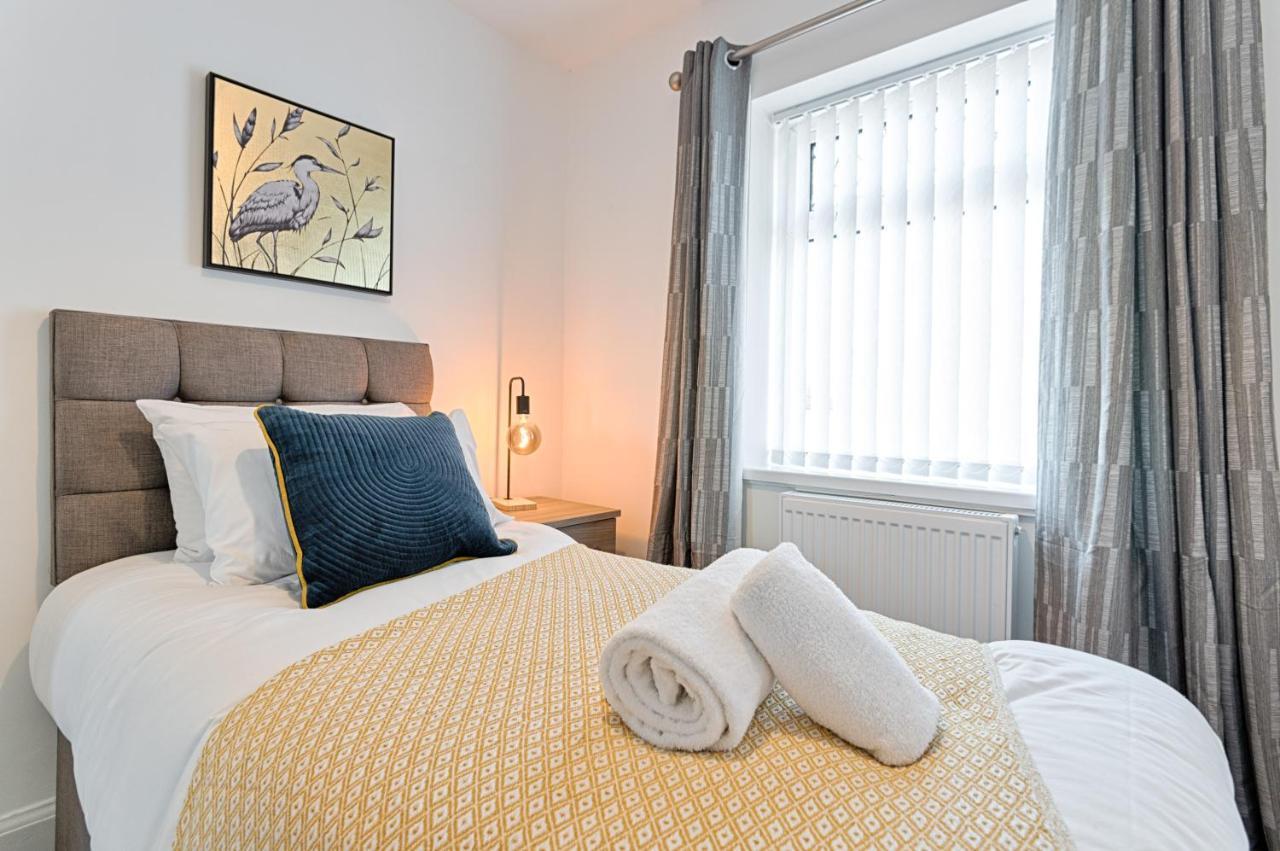 The Glenroy - Tv In Every Bedroom! Swansea Extérieur photo